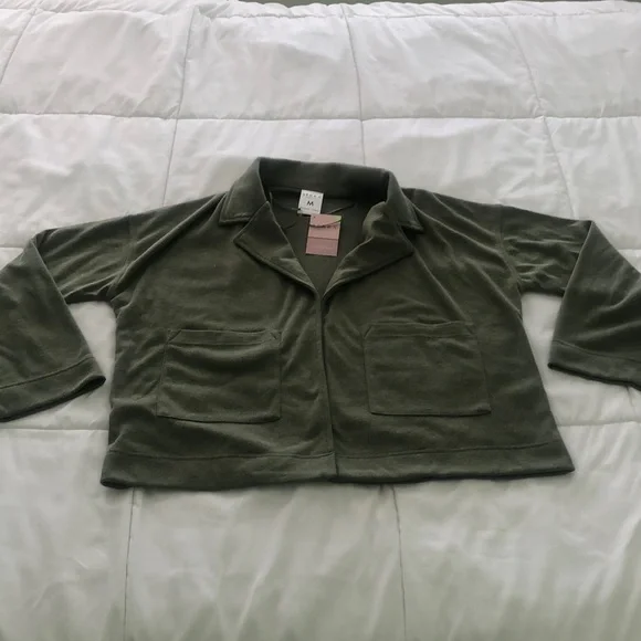 NWT Serra ladies open coatigan olive green sweater coat 🧥 with 2 pockets - Picture 1 of 8